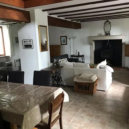 Maison L'allee Сasa de vacaciones *