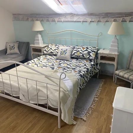 Maison L'allee * Lézignac-Durand